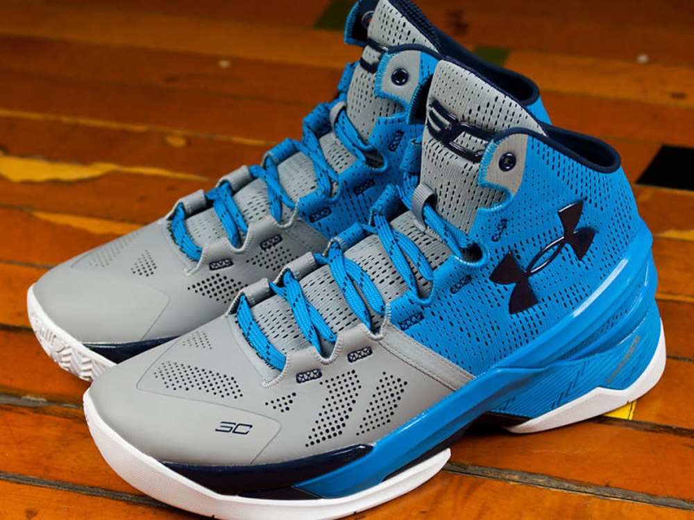 Under-Armour-Curry-Two-panthers-electric-blue