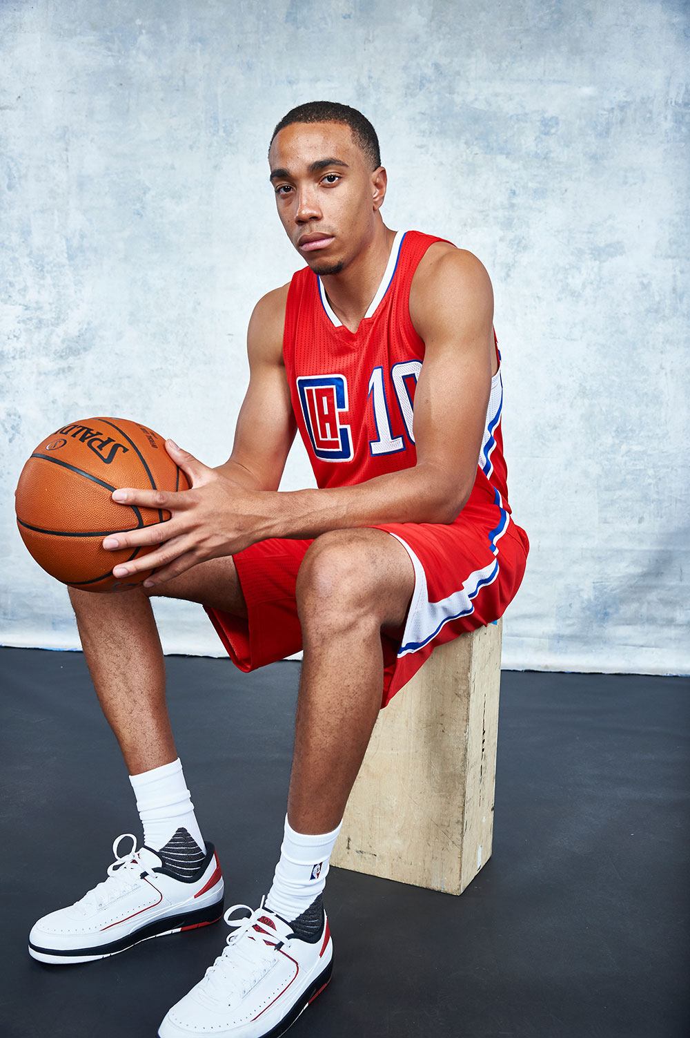 brice-johnson-clippers-air-jordan-2-low-chicago