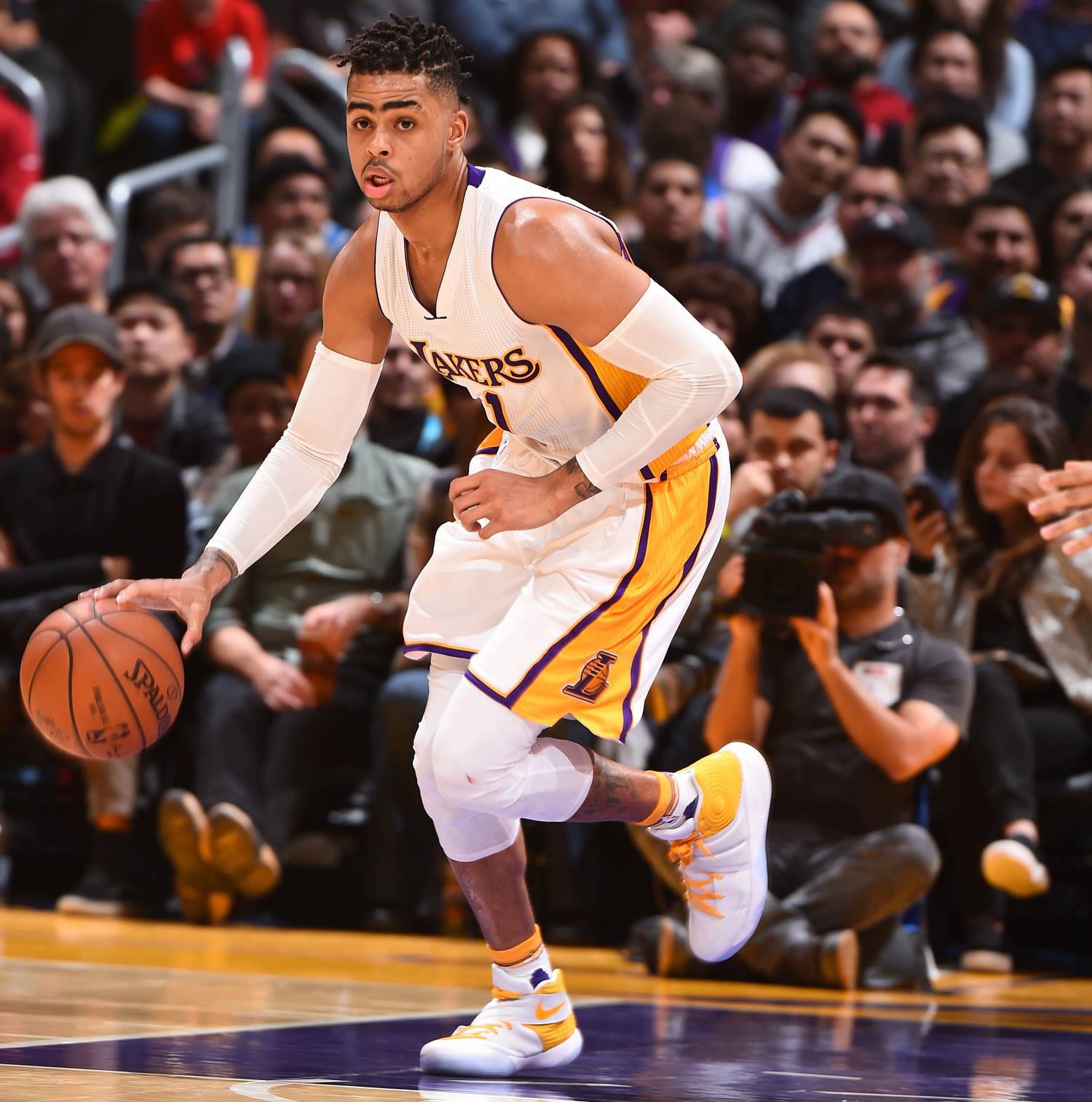 D'Angelo Russell Nike Kyrie 2