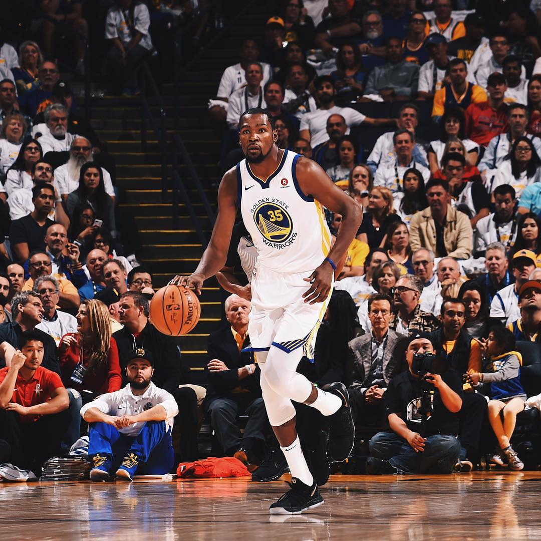 Kevin Durant - Nike KD 10