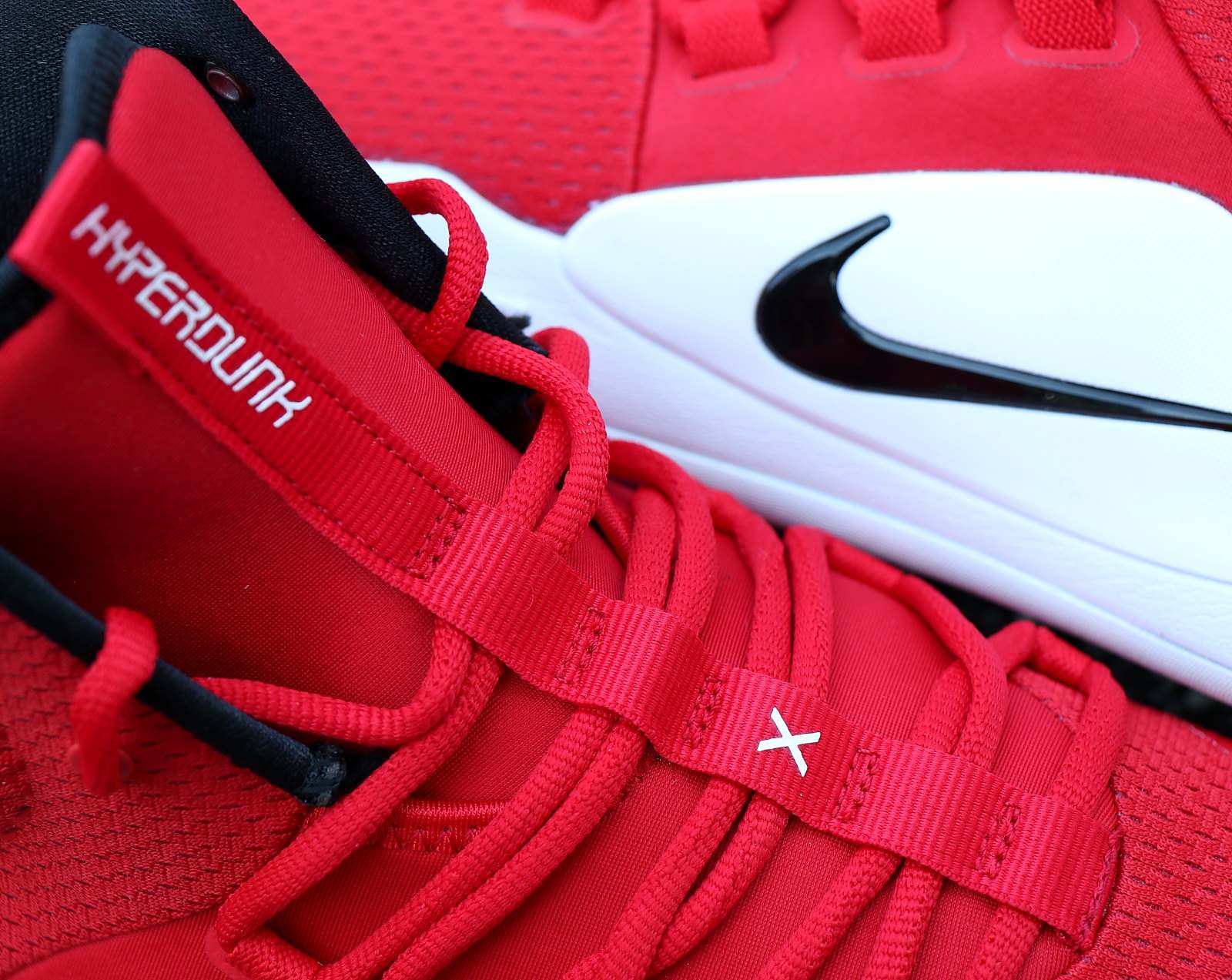 Nike Hyperdunk X red