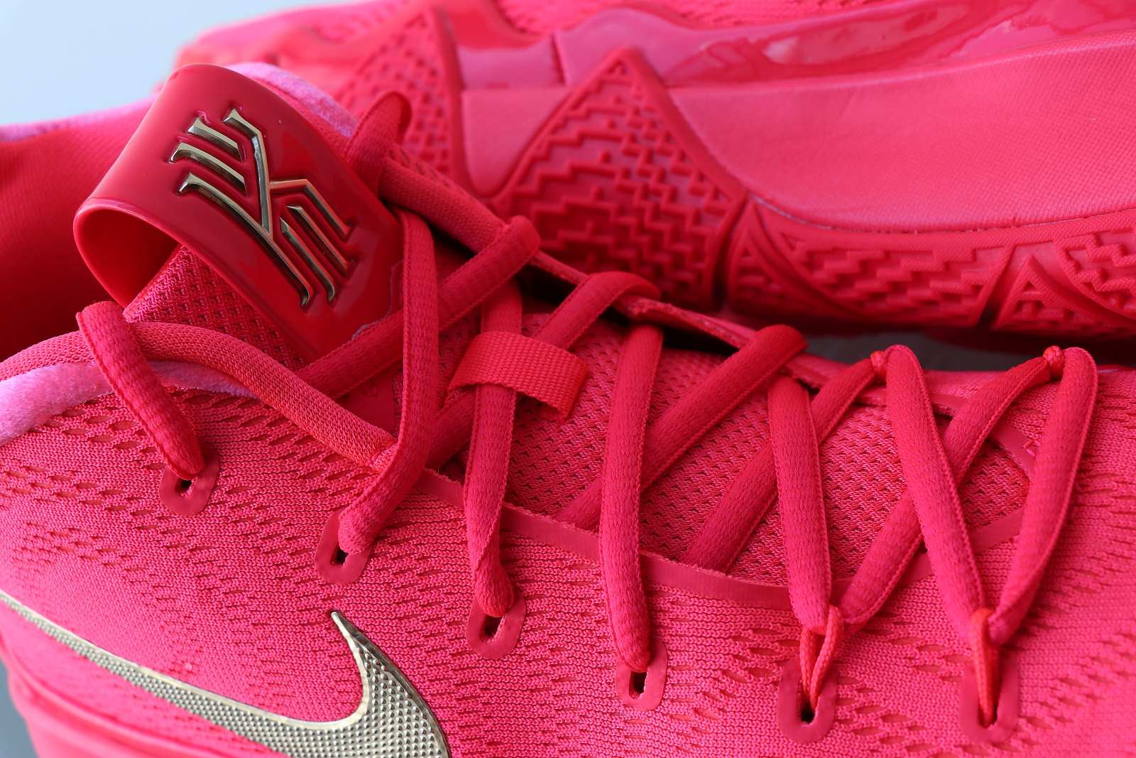 Nike Kyrie 4 Red Carpet