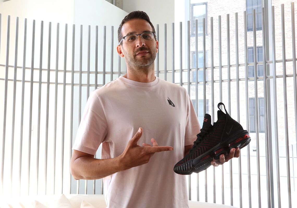 Jason Petrie présente la Nike LeBron XVI