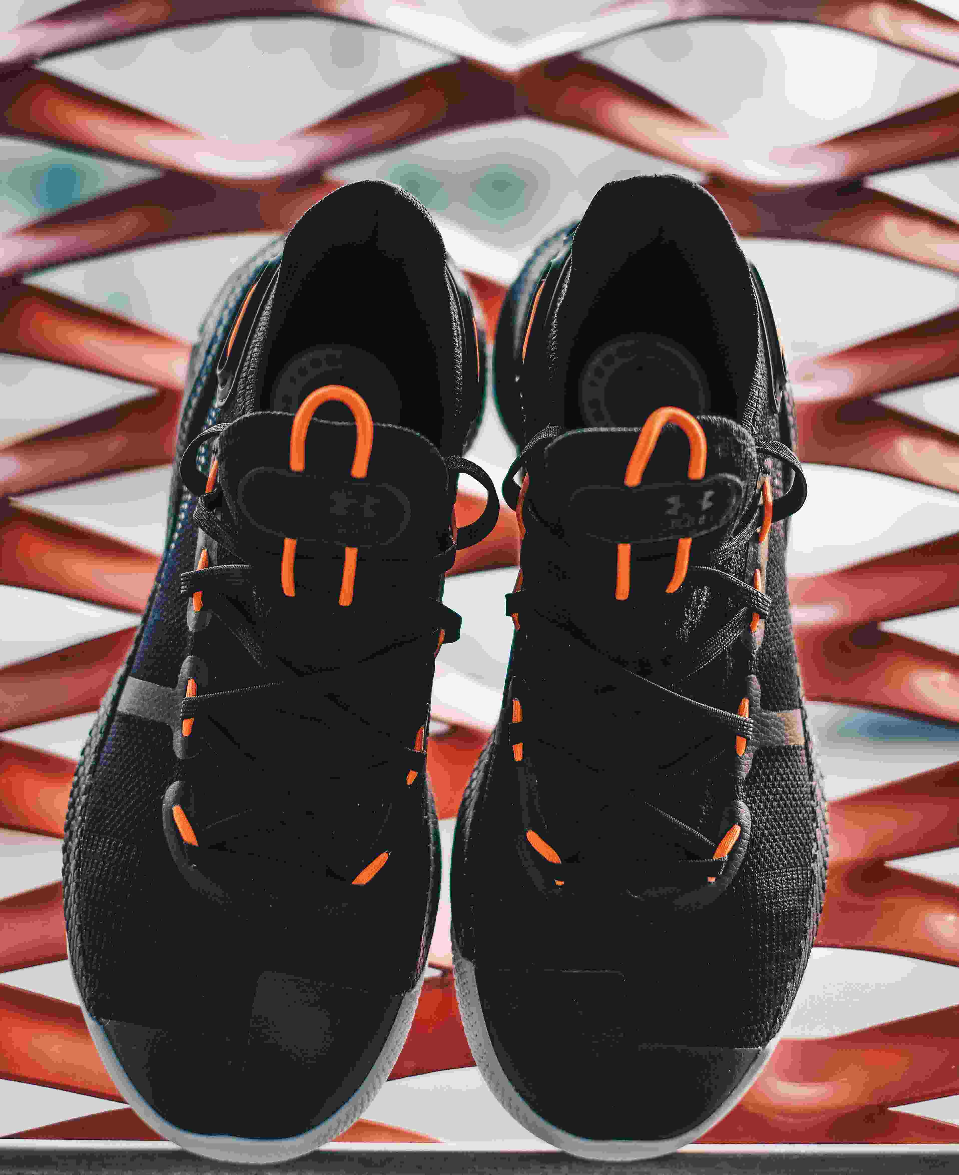 curry 6 black orange