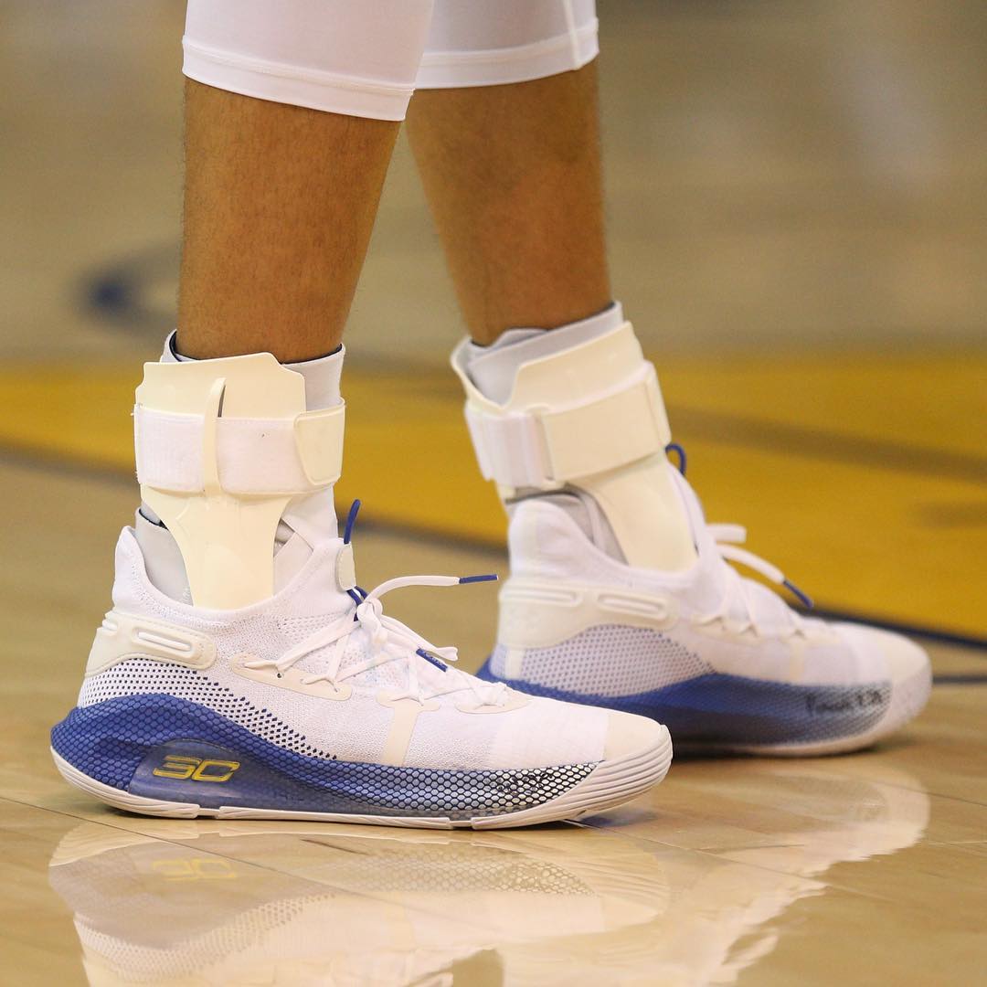 Stephen Curry - Under Armour Curry 6