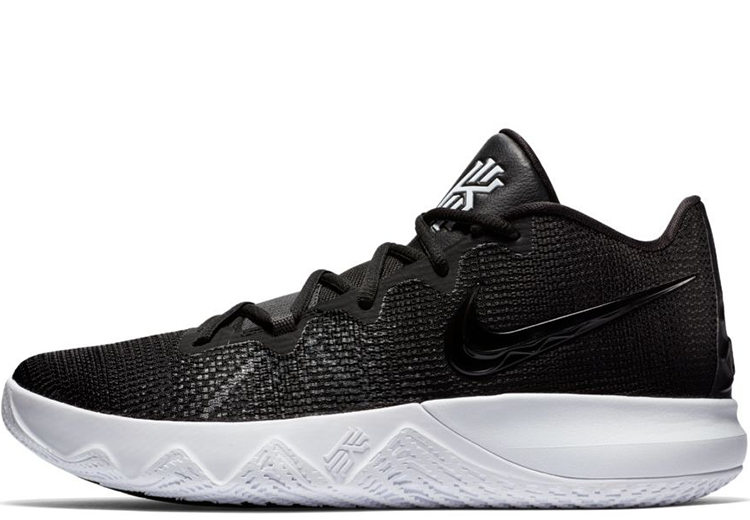 les chaussures de basket