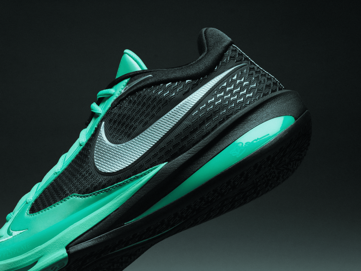 Nike Sabrina 4